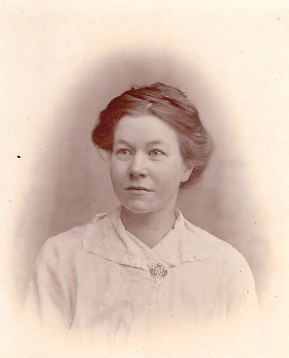 Bertha Woodward as a young woman