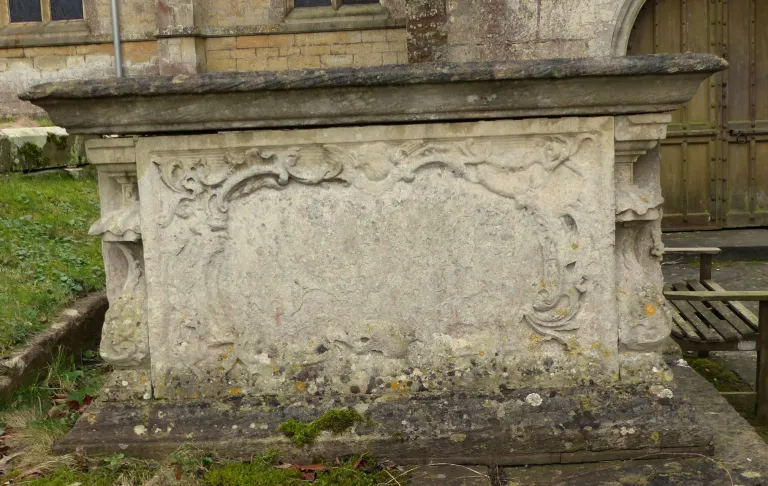 Tomb of the Wind family and Miss Sarah Sims