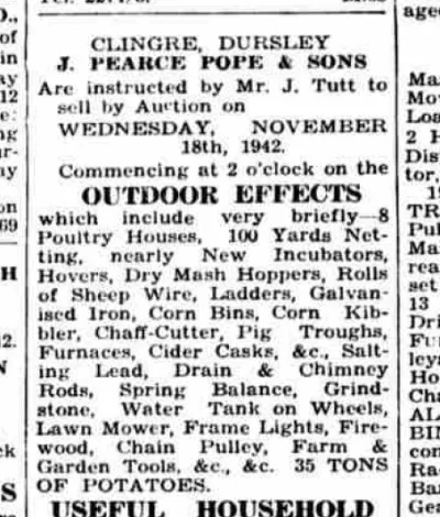 Newspaper auction notice for outdoor effects (Nov 18, 1942) listing poultry houses, netting, incubators, farming tools, potatoes, and household items.